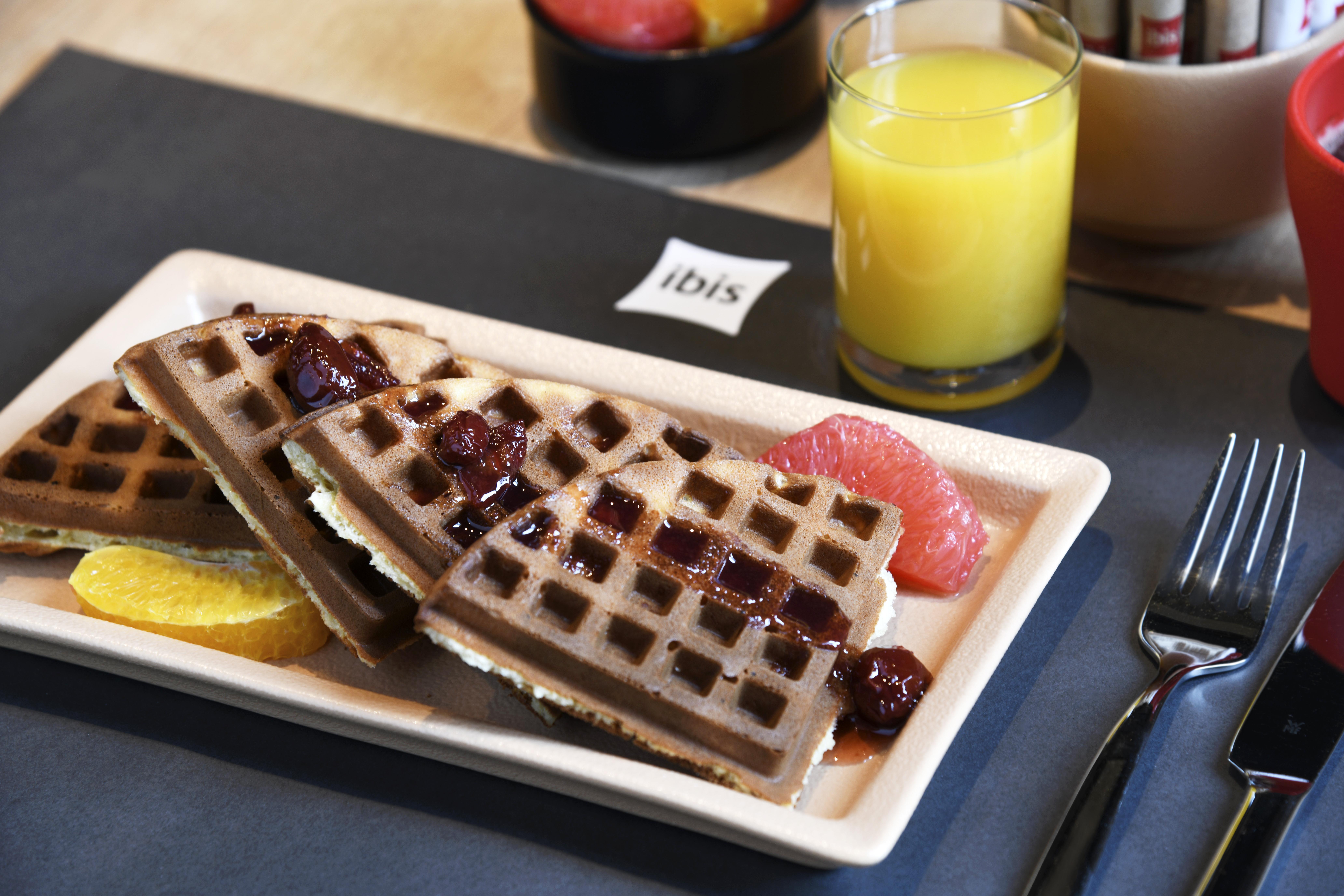 Ibis Stadium Hotel 4*
